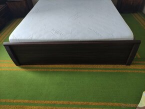 Manželská posteľ 160cm - 2