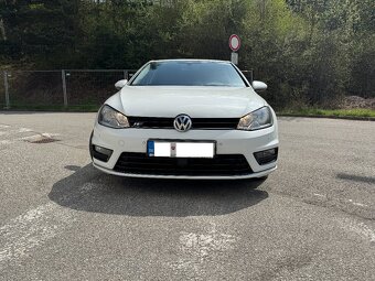 VW Golf automat 7, benzín 1.4 TSI R-LINE 109000 km - 2