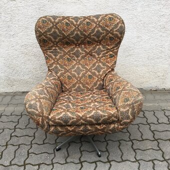 Velke Retro otocne kreslo UP Zavody Ušiak 1970 roky - 2