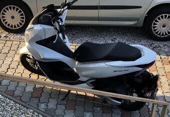 Honda PCX 125 - 9KW r.v.2019 - 2