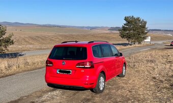 VW Sharan 2.0 TDI DSG 110 kW - 2