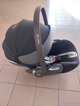 CYBEX Cloud Z i-Size + ISOFIX základňa Base Z - 2