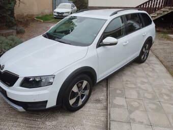 Škoda Octavia combi Scout 2.0 TDi - 2