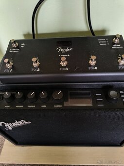 Predám Fender GT 40 plus ovládač GTX 7 - 2