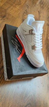Jordan 4 Pure Money - 2