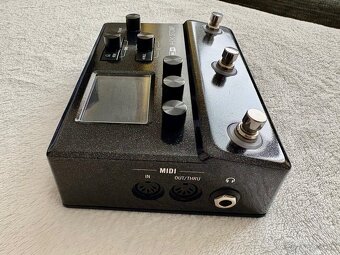 Line6 HX Stomp Gitarový multiefekt - 2