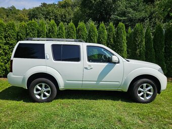 Nissan Pathfinder 7miest, kup. v SR - 2