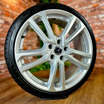 Alu R19 5x112 Mercedes CLA, VW Golf, Mini + zimné 225/35 R19 - 2