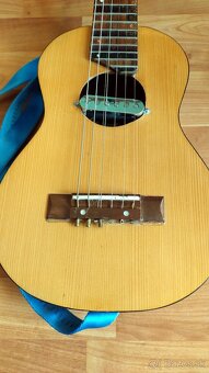 Guitarlele YAMAHA GL-1 (6 strunove gitarove ukulele) - 2