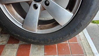 Aez Wave 5x114,3 r16 et40 + letne pneu 215/65 r16 - 2