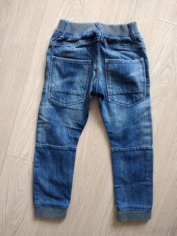 Rifle značka H&M - 2