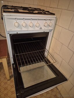 Sporák Mora 2220 - 2