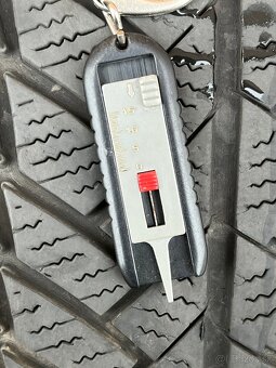 Continental WinterContact TS850P 235/65/r17 - 2