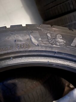 305/35R21 275/40r21 - 2