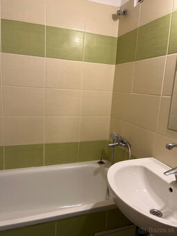 Prenajmem 1-izb byt Petržalka - 2