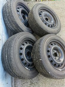 5x120 r16c 215/60 - 2