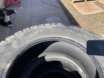 BF Goodrich M/T 255/75R17 - 2