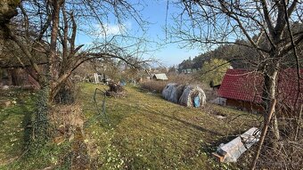 Pozemok na stavbu záhradnej chatky Dubnica nad Váhom - 2