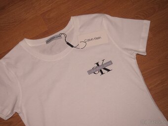 Calvin Klein dámske tričko - 2