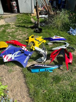 Plasty na rôzne druhy motoriek. - 2