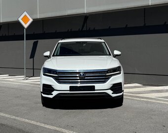 Volkswagen Touareg 3.0 TDi DSG 170kW 4x4 - 2