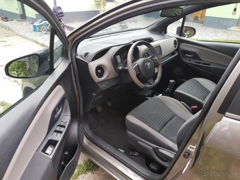 Spoľahlivé a úsporné mestské auto na predaj - 2