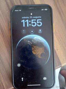 iPhone xr - 2