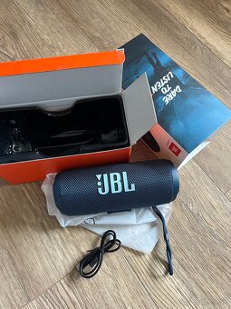 JBL Flip6 reproduktor - 2