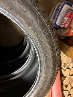 Zimne pneumatiky GOOD YEAR ULTRA GRIP 255/45/R20 - 2