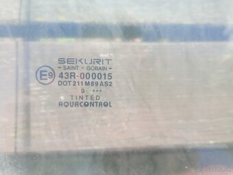 Nissan Terrano PP sklo dverí - 2