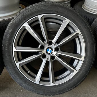 5x112 R18 8J ET30  + 245/45 R18 Nokian - 2