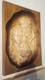 Drevený vyrezávaný obraz svätej rodiny - 2
