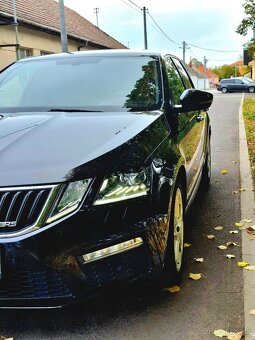 Škoda Octavia Combi RS 2.0Tdi Facelift - 2
