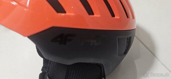 Lyžiarska prilba 4F - 2