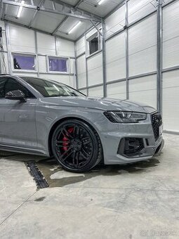 Audi RS4 Avant Combi 400 kw ( keramické brzdy ) - 2