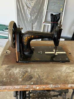 Šijací stroj SINGER - 2