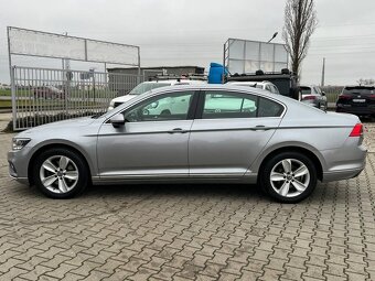 Volkswagen Passat 2.0 TDI Elegance DSG - 2