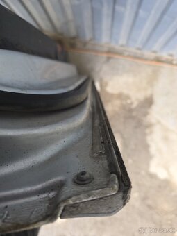 VW Passat B6 pravé predné dvere - 2