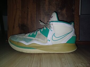 Kyrie Infinity (basketbalova obuv veľkosť 45) - 2