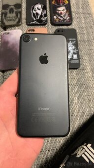 iPhone 7 - 2