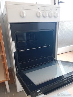 Predám biely plynový sporák MORA PS 130 GW - 2