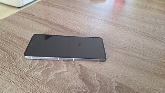 Samsung Galaxi Z Flip 6 512gb - 2