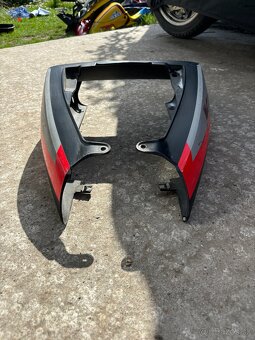 Zadný plast na motorku Aprilia RSV Mille - 2