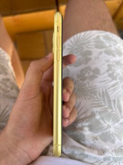 iPhone 11 - 2