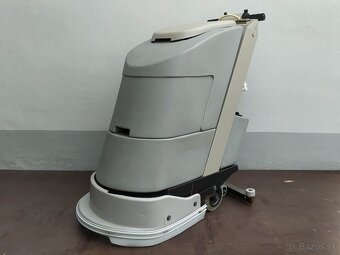 Umývací stroj COMAC SIMPLA 45E - 2