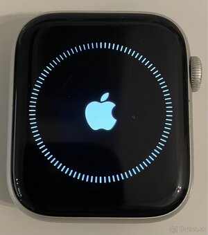 Apple Watch 4 (AW4) Aluminium 44mm - 2