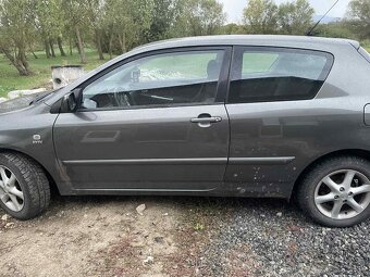 Toyota Corolla - 2