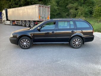 Škoda Octavia 1 Tour - 2