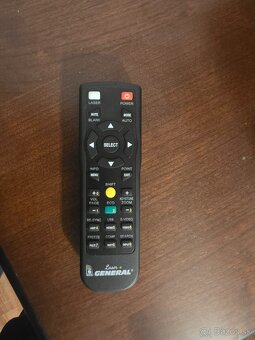 Predám projektor benq - 2