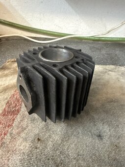 Jawa 550/555 valec - 2